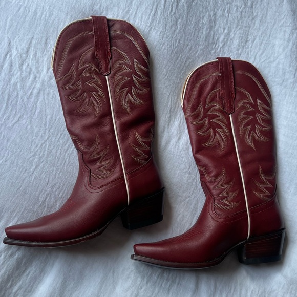Never worn Tecova Annie boots - Picture 3 of 5